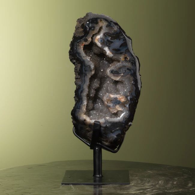 0028 Agaat op Standaard